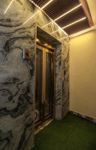 Hotel Orchid Tree in Kotdwara