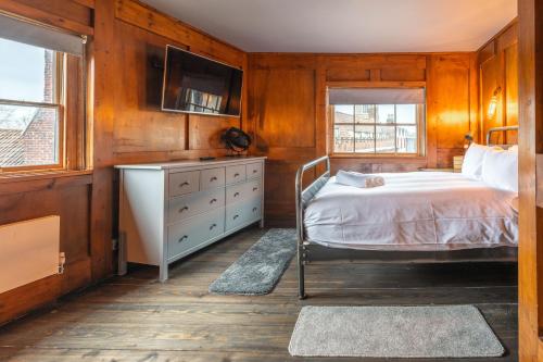 Swift Host - 2 Bedrooms - Norwich Lanes Duplex - Central - Great Location - Parking in Mancroft