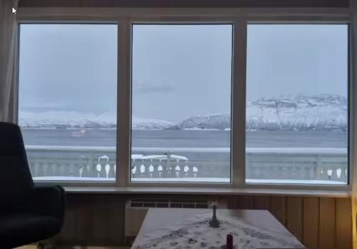 Изглед, Senja Jøvika Lodge In the heart of Mallangen in Rossfjordstraumen