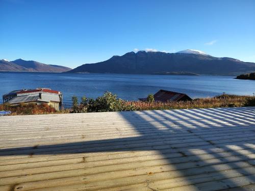 Изглед, Senja Jøvika Lodge In the heart of Mallangen in Rossfjordstraumen