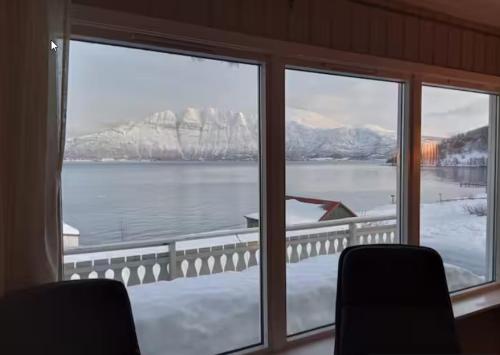 Изглед, Senja Jøvika Lodge In the heart of Mallangen in Rossfjordstraumen
