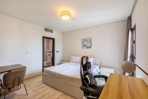 Balqis I Renovated 3BDR with 1 maid room I Palm Jumeirah - image 11