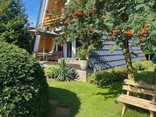 Finnhütte in Freest mit Sauna und umzäunten Grundstück in Kröslin, Deutschland