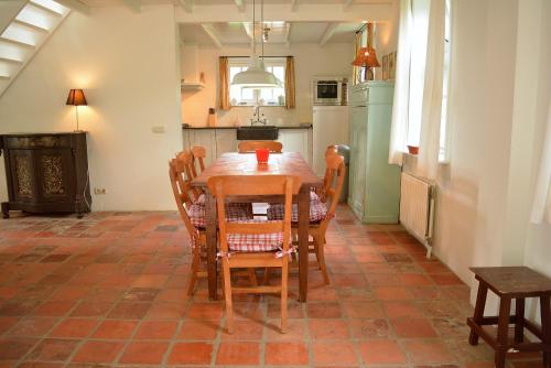 Facilities, DE103 - Charming farm style home on a large estate in Domburg