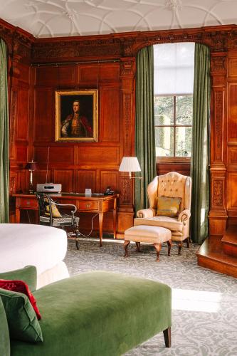 646553412 Cliveden House - an Iconic Luxury Hotel