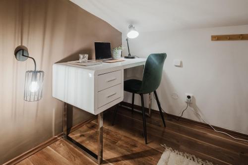 Elegant Loft Apartment in Lesser Town near National Theatre by EasyBNB Premium - image 2