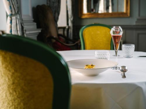 646561225 Cliveden House - an Iconic Luxury Hotel