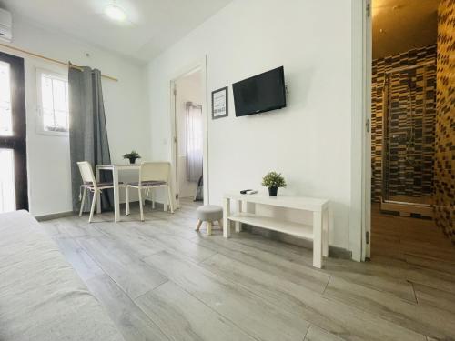 Apartamento Jimena Maro en el centro de Nerja - image 4
