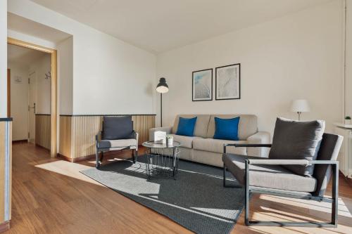Three-Bedroom Apartment-Port Alegre,57 image 2