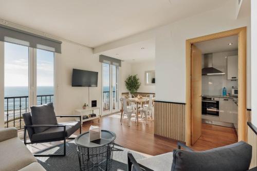 Three-Bedroom Apartment-Port Alegre,57 image 6