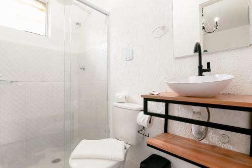 Deluxe Suite image 3