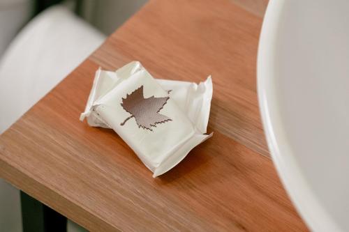 Deluxe Suite image 6