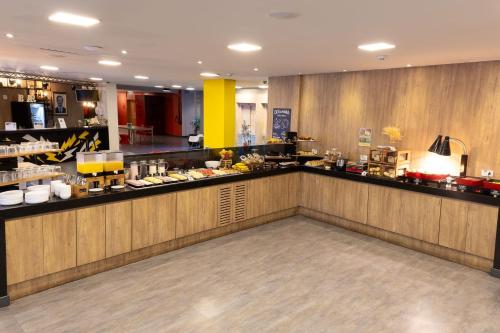 อาหารและเครื่องดื่ม, Hotel Cassino Tower Piracicaba by Nacional Inn in ปิราคิคาบ้า