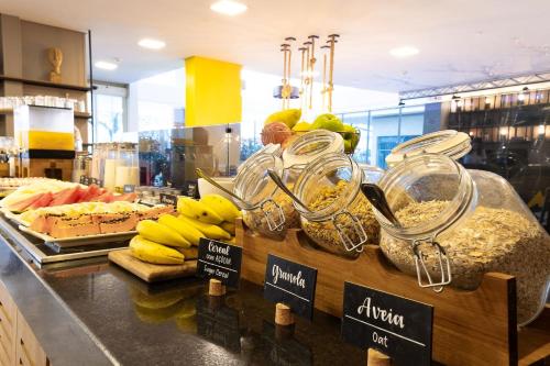 อาหารและเครื่องดื่ม, Hotel Cassino Tower Piracicaba by Nacional Inn in ปิราคิคาบ้า