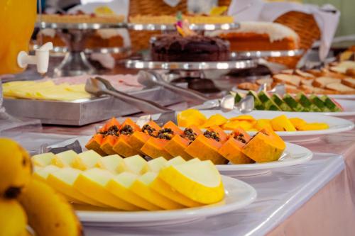 餐饮, Hotel Geneve - 2km do Capivari in 坎普斯若当