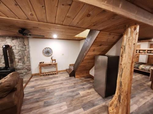 Pocono Mountain Retreat Pocono Mountain Retreat