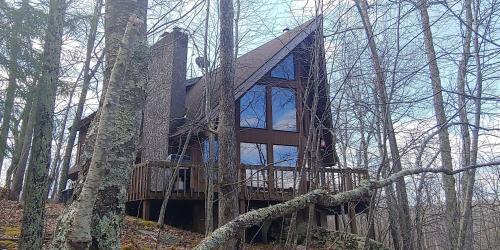 Pocono Mountain Retreat Pocono Mountain Retreat