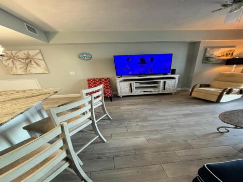 Vacation in Comfort and luxury - 1 BR Direct Oceanfront - Wyndham Ocean Walk Resort 1607 detail
