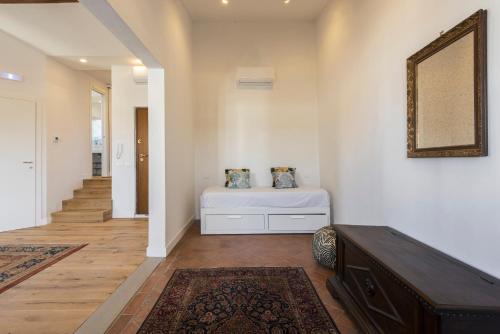 Santa Maria Novella penthouse by MMega - main image