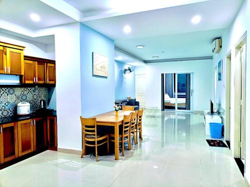Three-Bedroom Apartment image 7