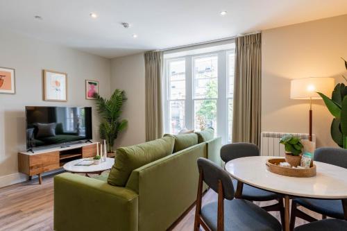 Wellington Place I Your Apartment 3