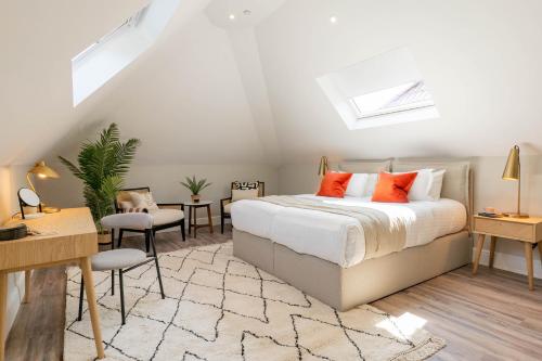 Wellington Place I Your Apartment 1