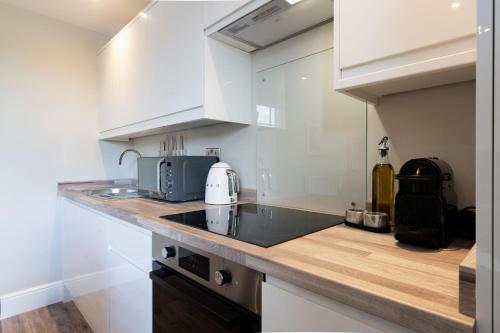 Wellington Place I Your Apartment 4