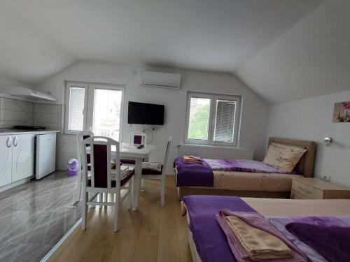 Apartmani Sandra i Sanja - image 3