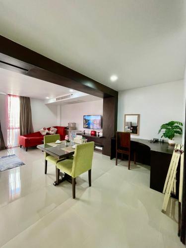 ザ クリス レジデンス4