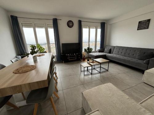 Le Podium - 9pers - Circuit Bugatti - Rêve au Mans - Location saisonnière - Tarnos