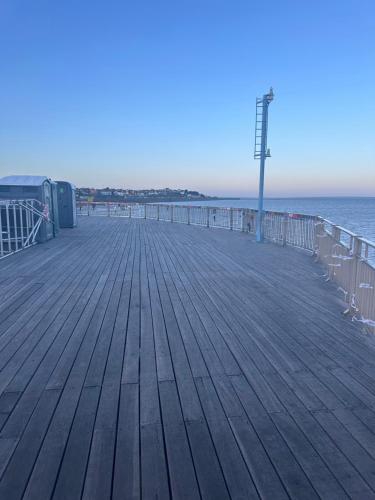 Pure Edge beach guest house with Sea view in Canterbury