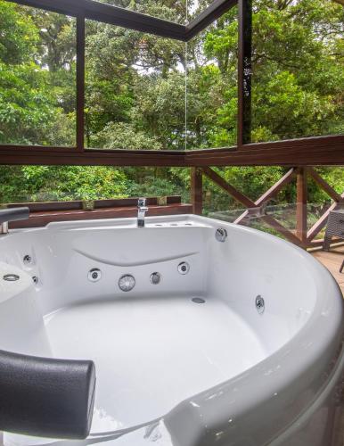สภาพแวดล้อมโดยรอบ, Cabañas Refugio Verde Monteverde (Cabanas Refugio Verde Monteverde) in มอนเตเวอร์ด