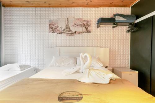 Double Room image 5