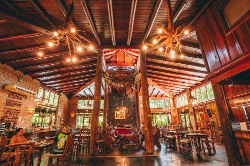 La Aldea De La Selva Lodge