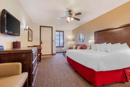 Best Western Plus Hacienda Hotel Old Town - image 3