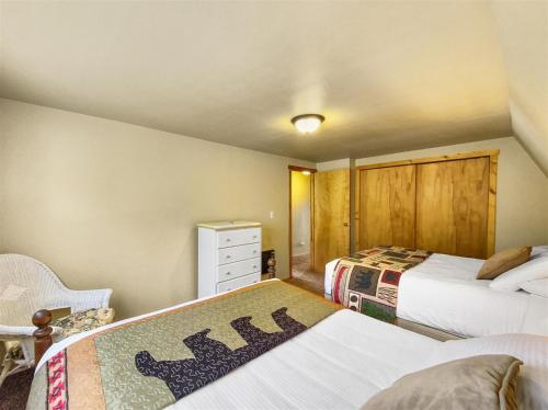 Hunter`s Hideout Panguitch Lake - image 9