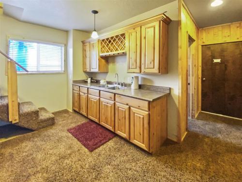 Hunter`s Hideout Panguitch Lake - image 7