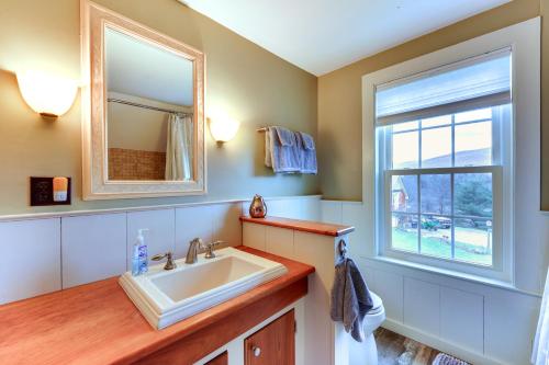 Manchester Center Home with Green Mtn Views! - image 10