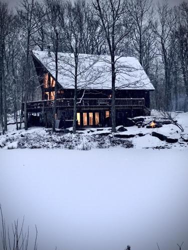 Pocono Mountain Retreat Pocono Mountain Retreat