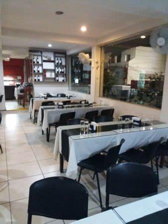 アルティガス Hotel Casino San Eugenio del Cuareim 4つ星 ホテル プール