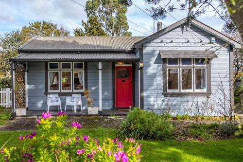 Red Door Cottage on Fox Red Door Cottage on Fox