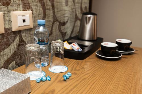Sky Hotel - image 7