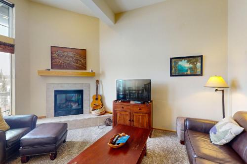 Wildernest Gore Trail Condo in Silverthorne, USA