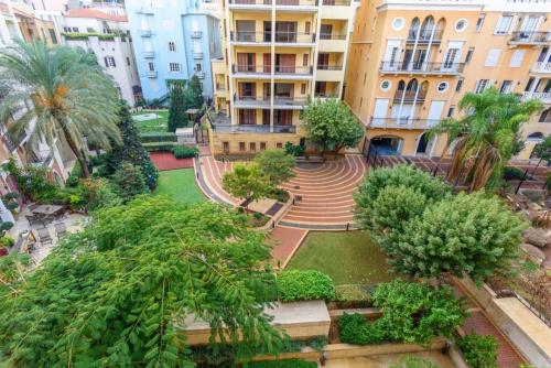 Mundo - Exquisite 2-BR W Balcony at Saifi Village - image 4