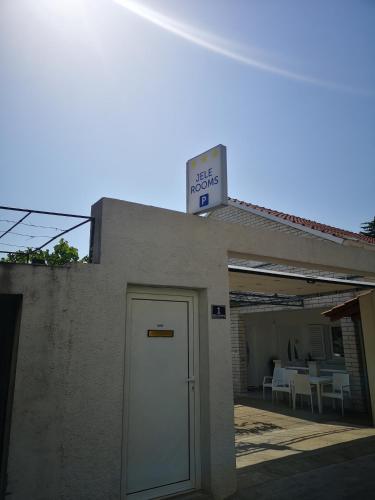 Jele Rooms 1 3