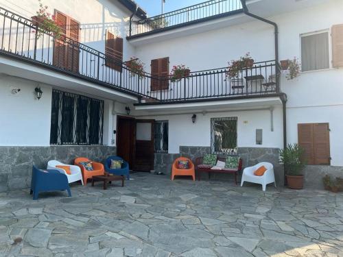 Cottage Il grappolo with pool