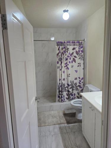 Shower, Welcome to our cozy retreat! in Oistins