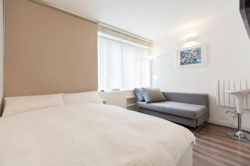 Apartments Craven Terrace - image 8