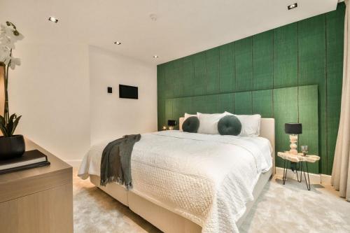 Westerpark Loft private studio - image 11