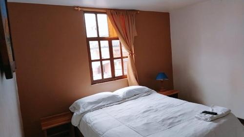 Double Room image 10